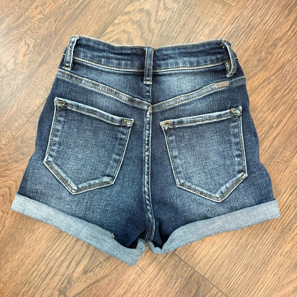 KanCan Kurvy Ultra High Rise Button Up Dark Wash Denim Jean Shorts Womens Sz 23 - Picture 2 of 6